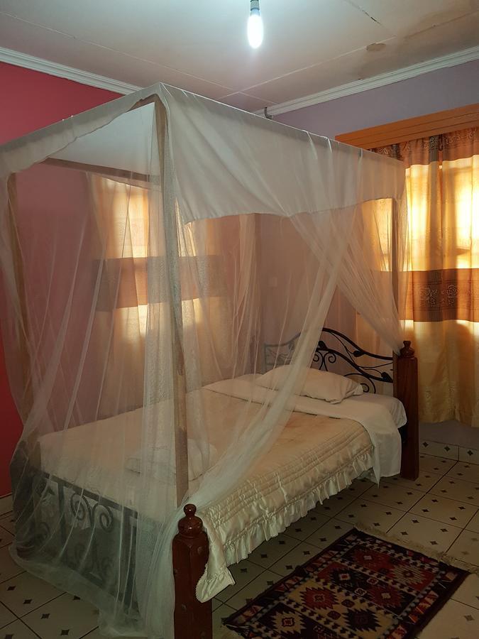 Melvic Inn Кісуму Екстер'єр фото